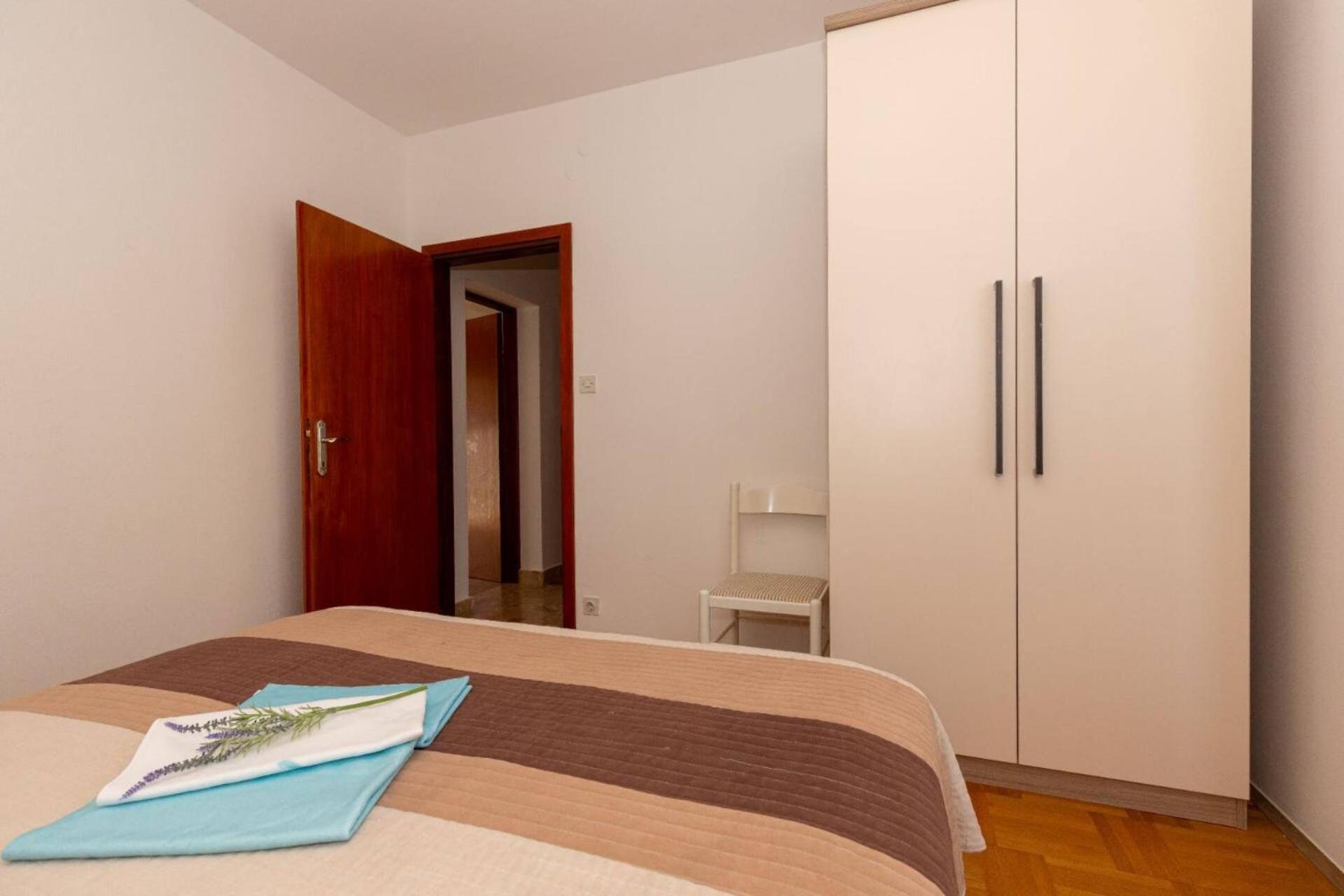 Three Bedroom Apartment In Biograd Biograd Na Moru Exterior photo