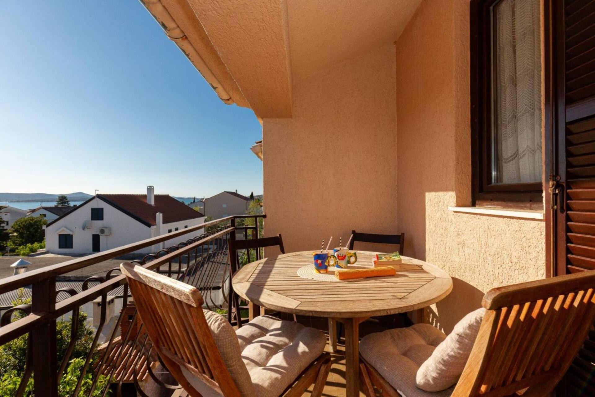 Three Bedroom Apartment In Biograd Biograd Na Moru Exterior photo