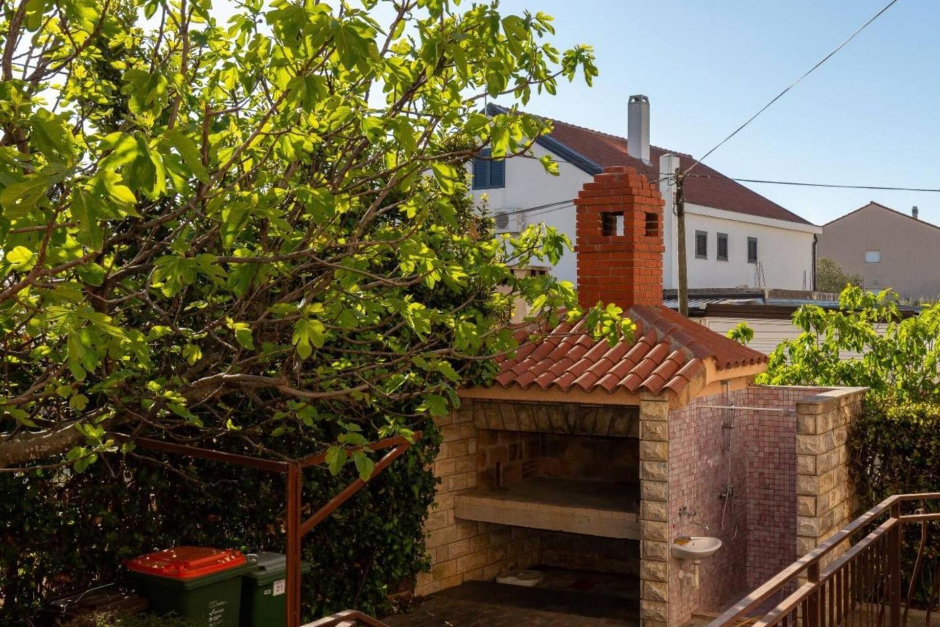 Three Bedroom Apartment In Biograd Biograd Na Moru Exterior photo