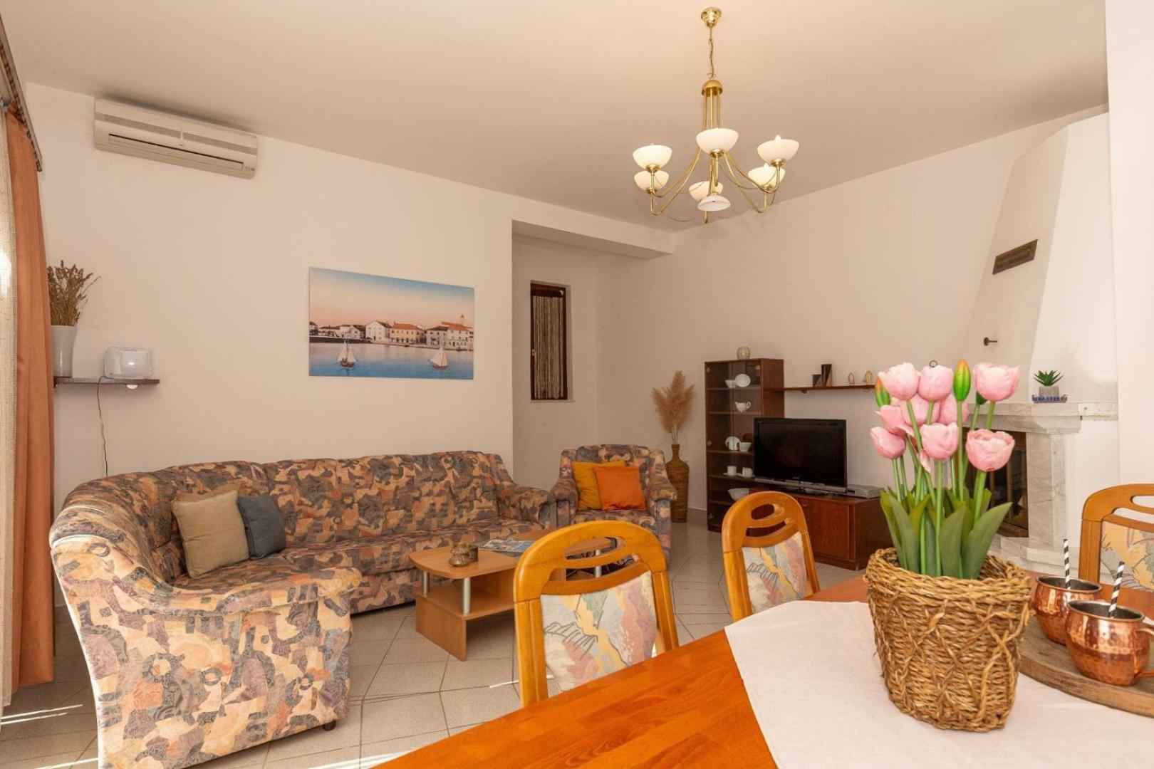Three Bedroom Apartment In Biograd Biograd Na Moru Exterior photo