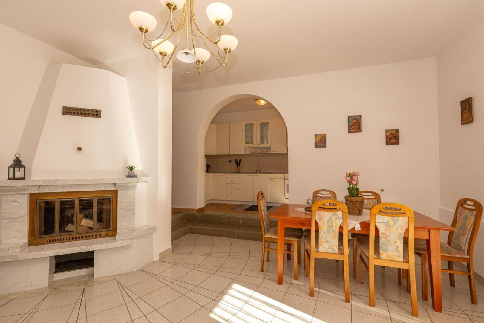 Three Bedroom Apartment In Biograd Biograd Na Moru Exterior photo