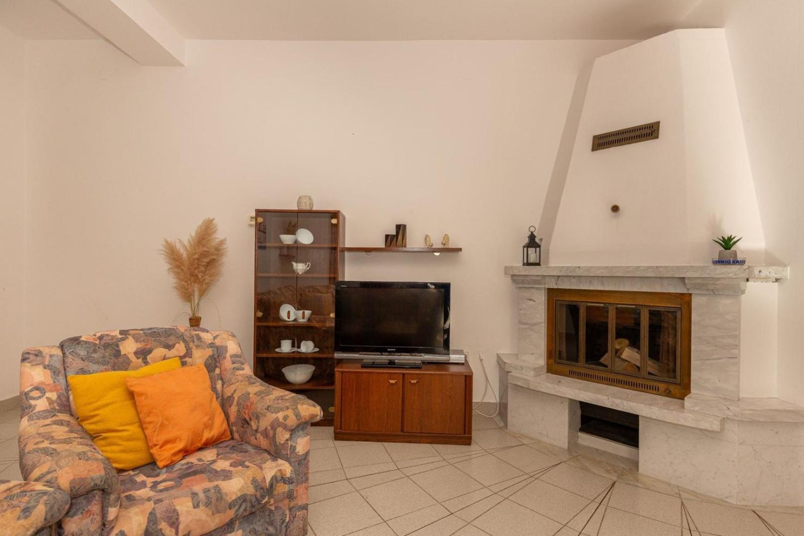 Three Bedroom Apartment In Biograd Biograd Na Moru Exterior photo